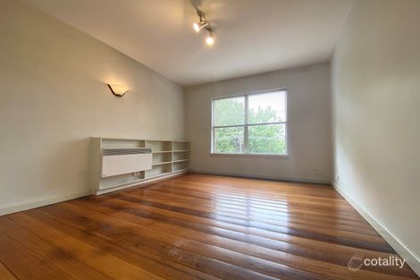 Property photo of 9/1A Boondara Grove St Kilda East VIC 3183