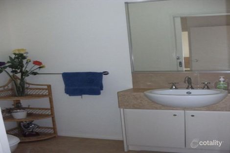 Property photo of 2/39 Wedge Crescent Rowville VIC 3178