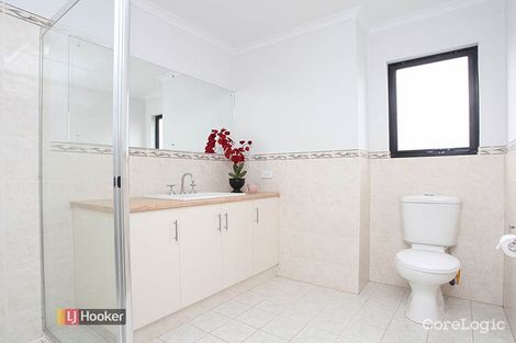 Property photo of 28 Mapleton Circuit Mawson Lakes SA 5095