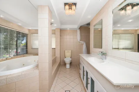 Property photo of 7 Butler Crescent Warners Bay NSW 2282