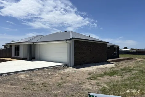 24 Warner St, Winchelsea, VIC 3241