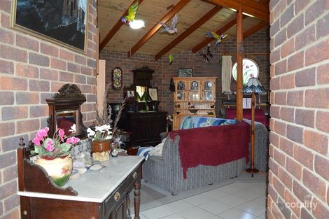 Property photo of 56 Palm Terrace Yamba NSW 2464