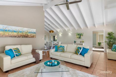 Property photo of 19 Parkes Drive Helensvale QLD 4212