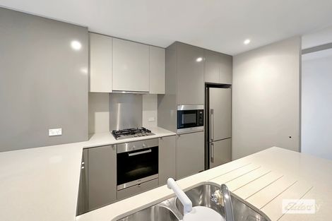 Property photo of 545/2 The Crescent Wentworth Point NSW 2127