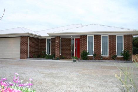 24 River Oaks Dr, Swan Hill, VIC 3585