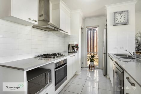 Property photo of 32 Ellaroo Circuit Clyde North VIC 3978