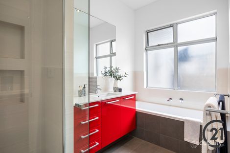 Property photo of 18 Medallion Drive Grange SA 5022