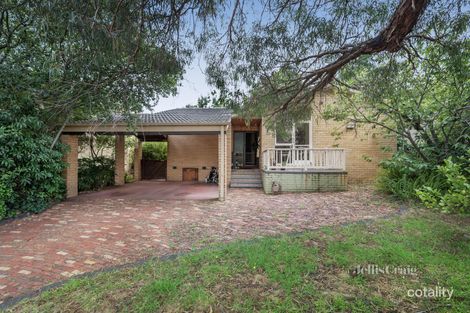 Property photo of 15 Wallabah Street Mount Waverley VIC 3149