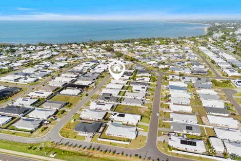 10 Quarterdeck Ave, Pialba, QLD 4655