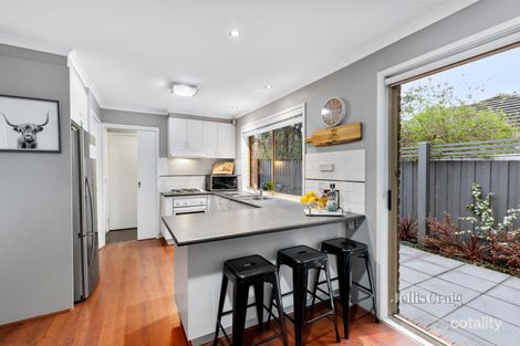 Property photo of 2/15 Vicki Street Blackburn South VIC 3130