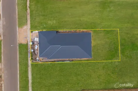 Property photo of 18 Murphy Street Warrnambool VIC 3280