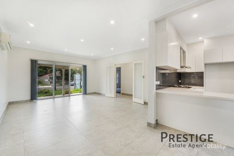Property photo of 31 Cockburn Crescent Fairfield East NSW 2165