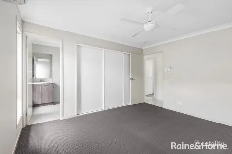 Property photo of 24 Elphinstone Street Doolandella QLD 4077