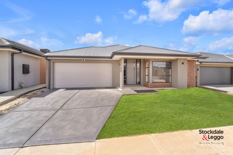 Property photo of 17 Rhubarb Road Manor Lakes VIC 3024