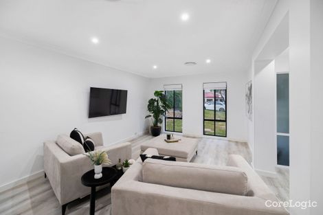 Property photo of 17 Lloyd Place Casula NSW 2170