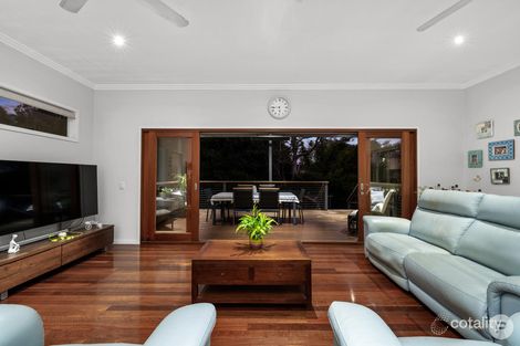 Property photo of 9 Dovedale Crescent Ashgrove QLD 4060