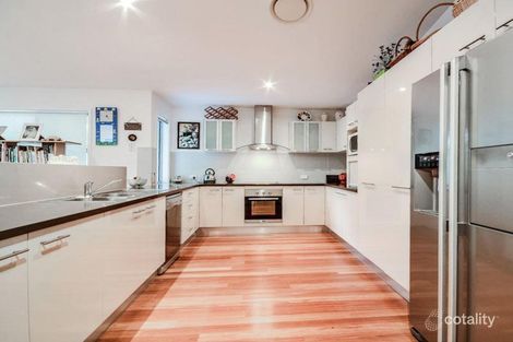 Property photo of 5 Ponytail Circuit Mountain Creek QLD 4557