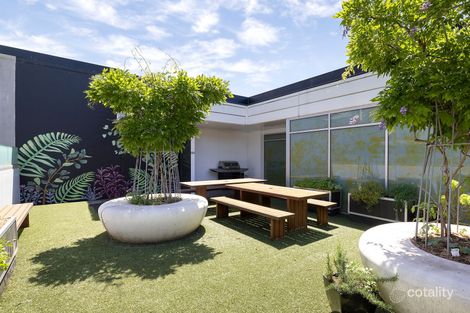 Property photo of 15/4 Bik Lane Fitzroy North VIC 3068