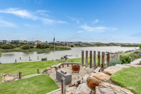 40 Britannia Pde, Hindmarsh Island, SA 5214