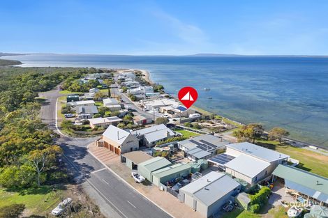 Property photo of 33 Tulka Esplanade Tulka SA 5607