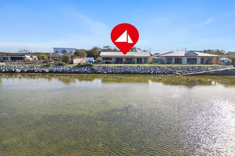 Property photo of 33 Tulka Esplanade Tulka SA 5607