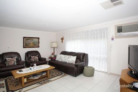 Property photo of 5 Christina Street Narre Warren VIC 3805