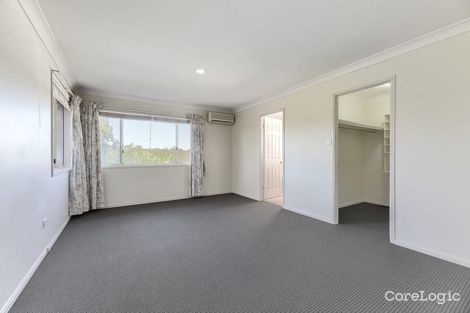 Property photo of 30 Saint Andrews Crescent Carindale QLD 4152