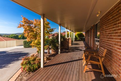 Property photo of 19 Nimbus Place Karabar NSW 2620