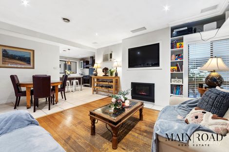 Property photo of 52 Railway Parade Deer Park VIC 3023