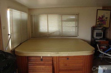 Property photo of 47 Gem Street Lightning Ridge NSW 2834