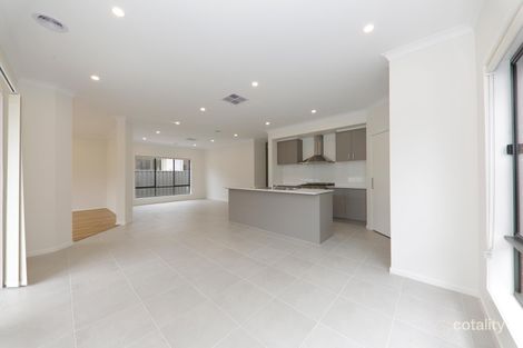 Property photo of 9 Ashbury Rise Berwick VIC 3806
