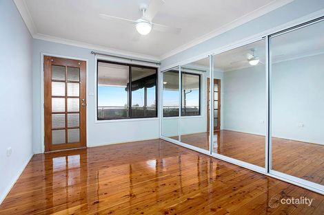 Property photo of 113 Landy Drive Mount Warrigal NSW 2528