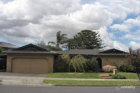 2 Murumba Dr, Oakleigh South, VIC 3167