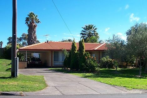 13 Davies Cres, Kardinya, WA 6163