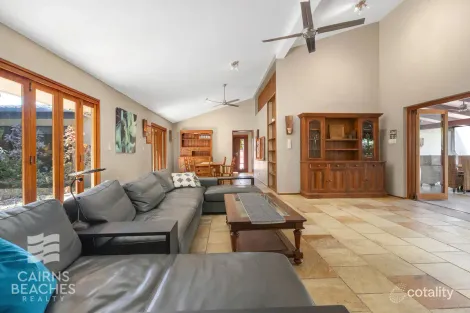Property photo of 9 Lena Close Clifton Beach QLD 4879