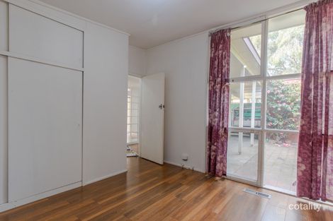 Property photo of 25 Derna Crescent Frankston VIC 3199
