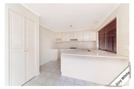 Property photo of 7 Darmody Place Jerrabomberra NSW 2619