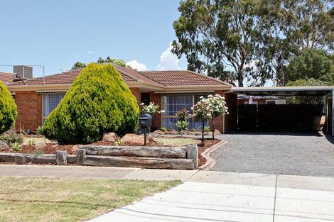 3 Dobell Cres, Werribee, VIC 3030