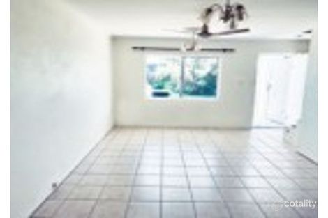 Property photo of 76 Pacific Esplanade Slade Point QLD 4740