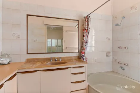 Property photo of 397 Rhodes Street Koongal QLD 4701