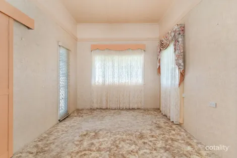 Property photo of 397 Rhodes Street Koongal QLD 4701