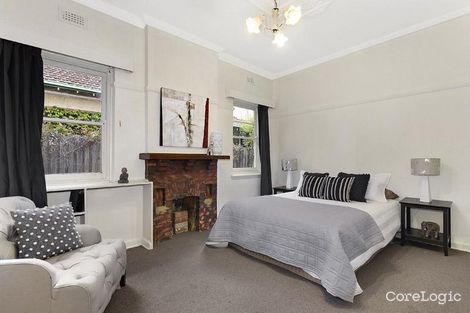 Property photo of 170 Hawthorn Road Caulfield North VIC 3161