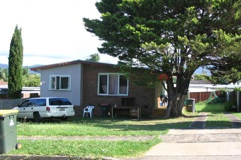 16 Alcoomie Cres, Koonawarra, NSW 2530