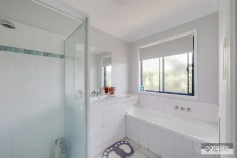 Property photo of 51 Thomas Thomsen Drive Thabeban QLD 4670