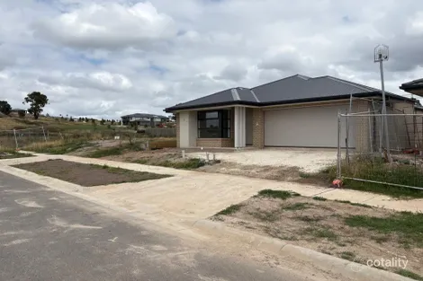 6 Vansteensel Way, Officer, VIC 3809