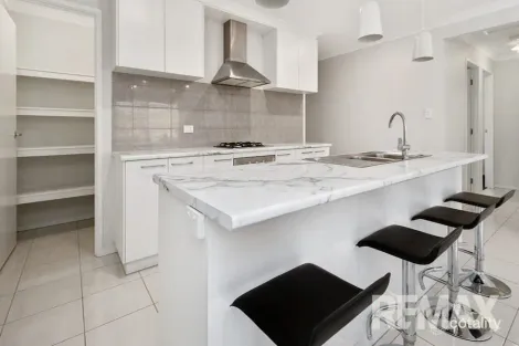 Property photo of 29 Samson Avenue Estella NSW 2650