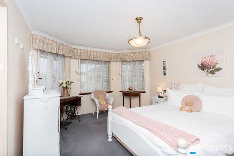 Property photo of 6 Dorneywood Way Landsdale WA 6065