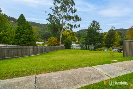 Property photo of 68 Bells Road Oakey Park NSW 2790
