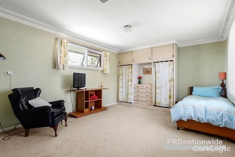 Property photo of 9 Lilydale Avenue Peakhurst NSW 2210