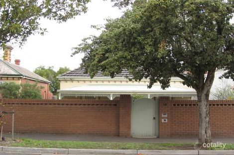 18 Lyndhurst Cres, Hawthorn, VIC 3122